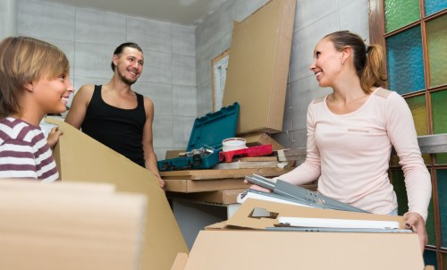 Man and van removals service helping with a Dartford home move